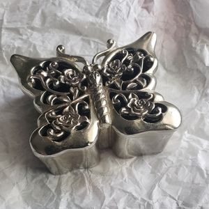 Butterfly silverplated ring/jewelry box